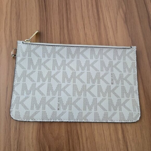 Michael by Michael Kors Monogram Tan and White Pouch Clutch - Picture 2 of 9